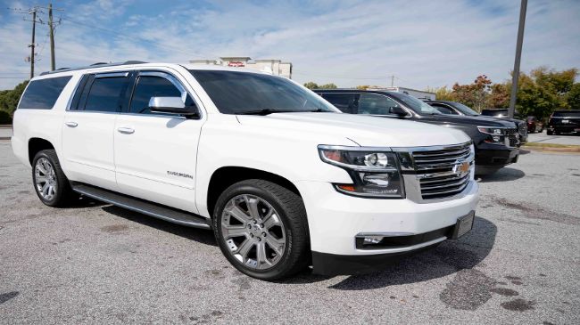 Suburban Chauffeur Features